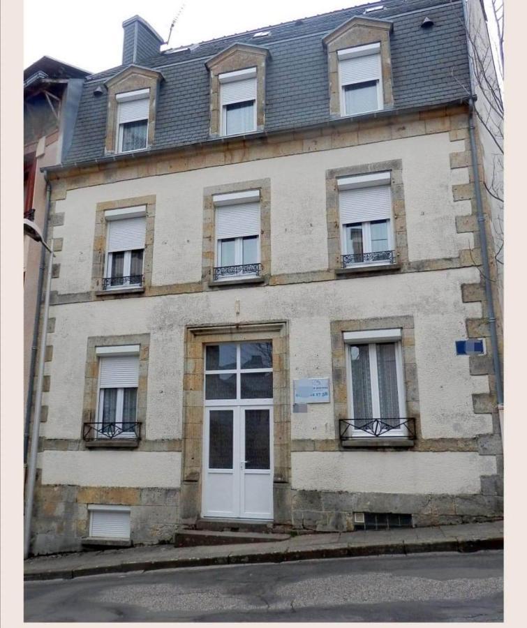 Le Nid Douillet Industriel Apartamento La Bourboule Exterior foto